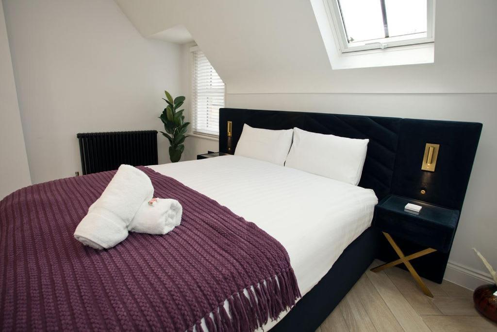 Ultra Stylish Apt Set In An Affluent Location Poole Dış mekan fotoğraf
